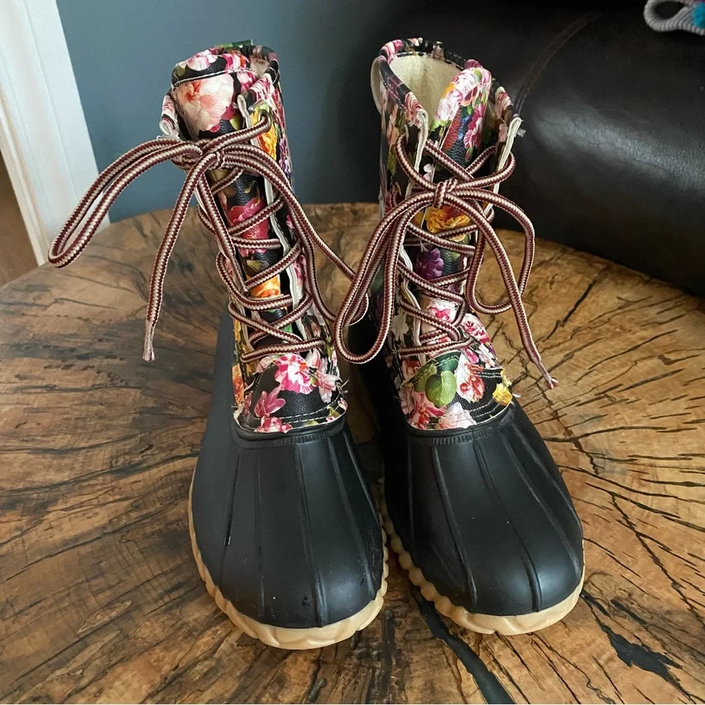 Girls Floral Duck Boots